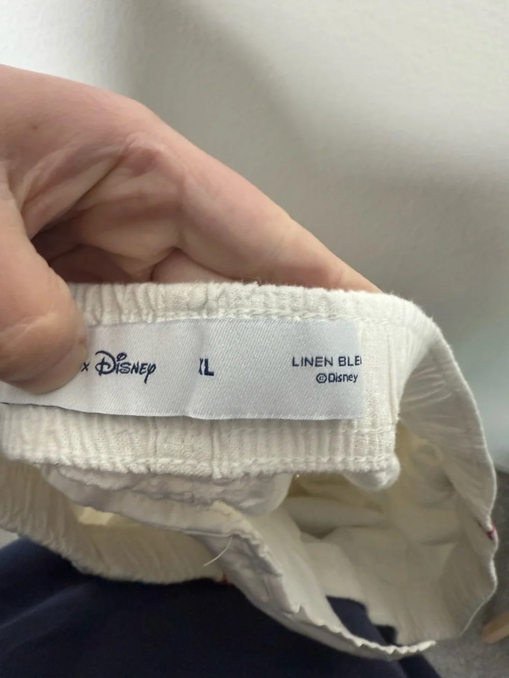 Old Navy x Disney Mickey Mouse Linen Blend Shorts Sea Salt XL Embroidered 2025
